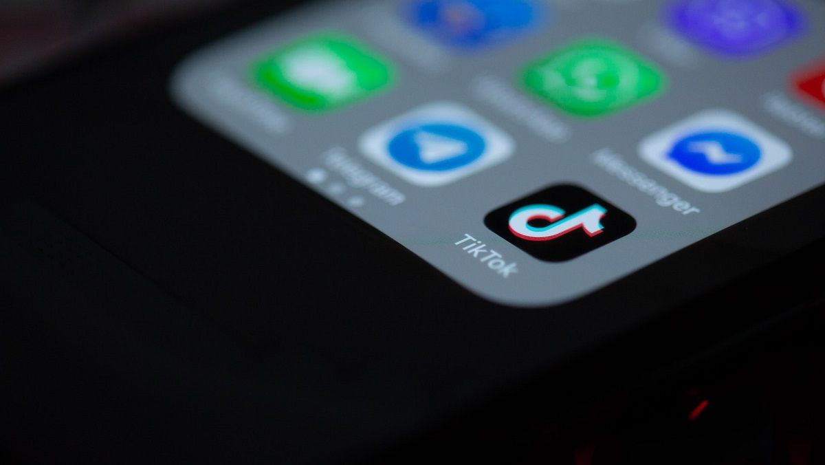 Почему TikTok продвигает русский контент Почему TikTok продвигает русский контент