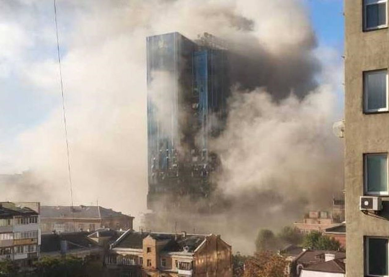 Ракетный обстрел Киева - пострадал визовый отдел консульства Германии Ракетный обстрел Киева - пострадал визовый отдел консульства Германии