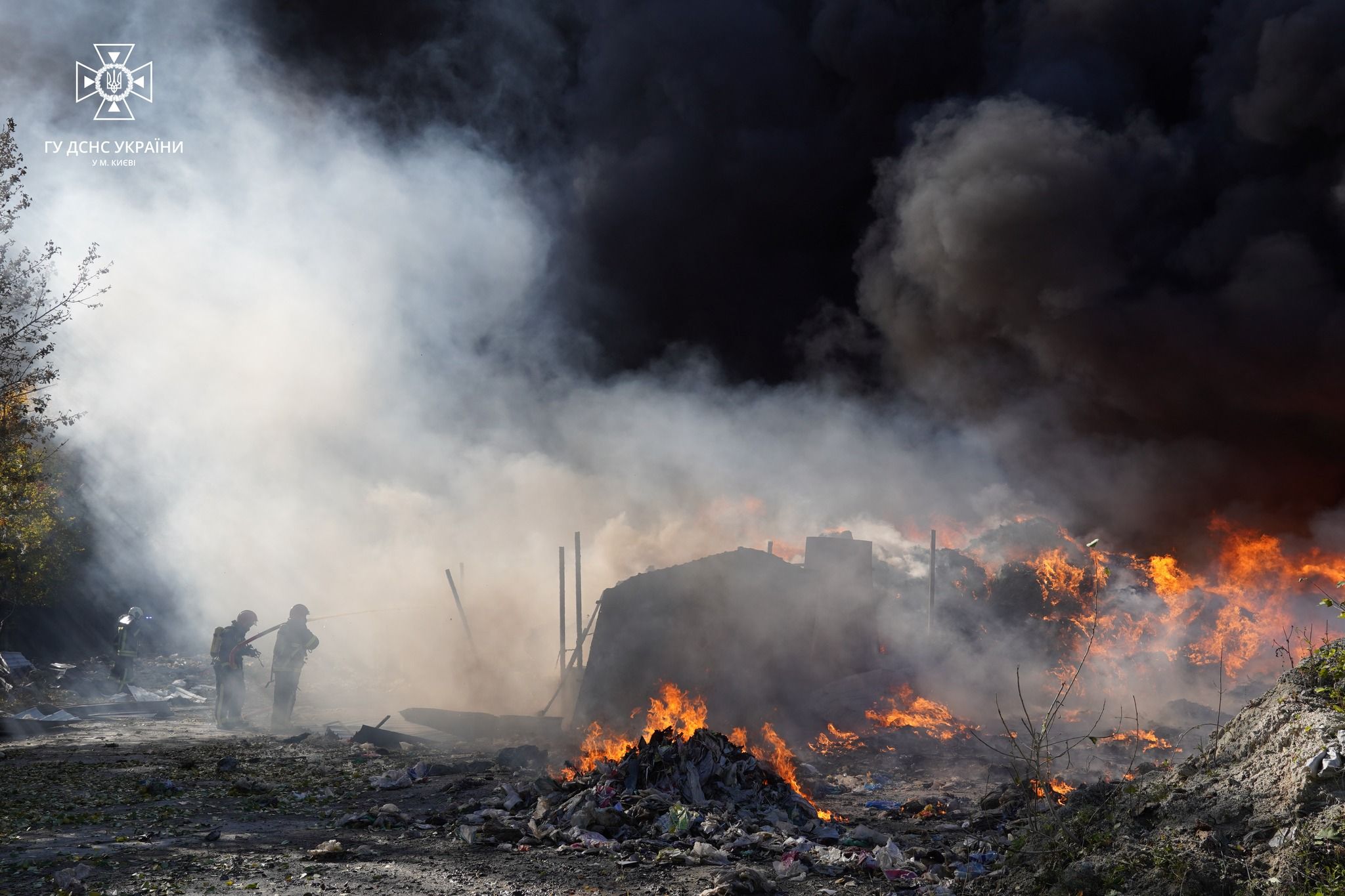 Реакція українців на ворожі обстріли Реакція українців на ворожі обстріли