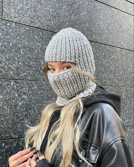 Актуальний головний убір на зиму 2022/23 Актуальний головний убір на зиму 2022/23