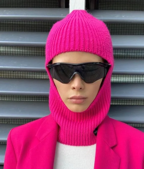 Актуальний головний убір на зиму 2022/23 Актуальний головний убір на зиму 2022/23