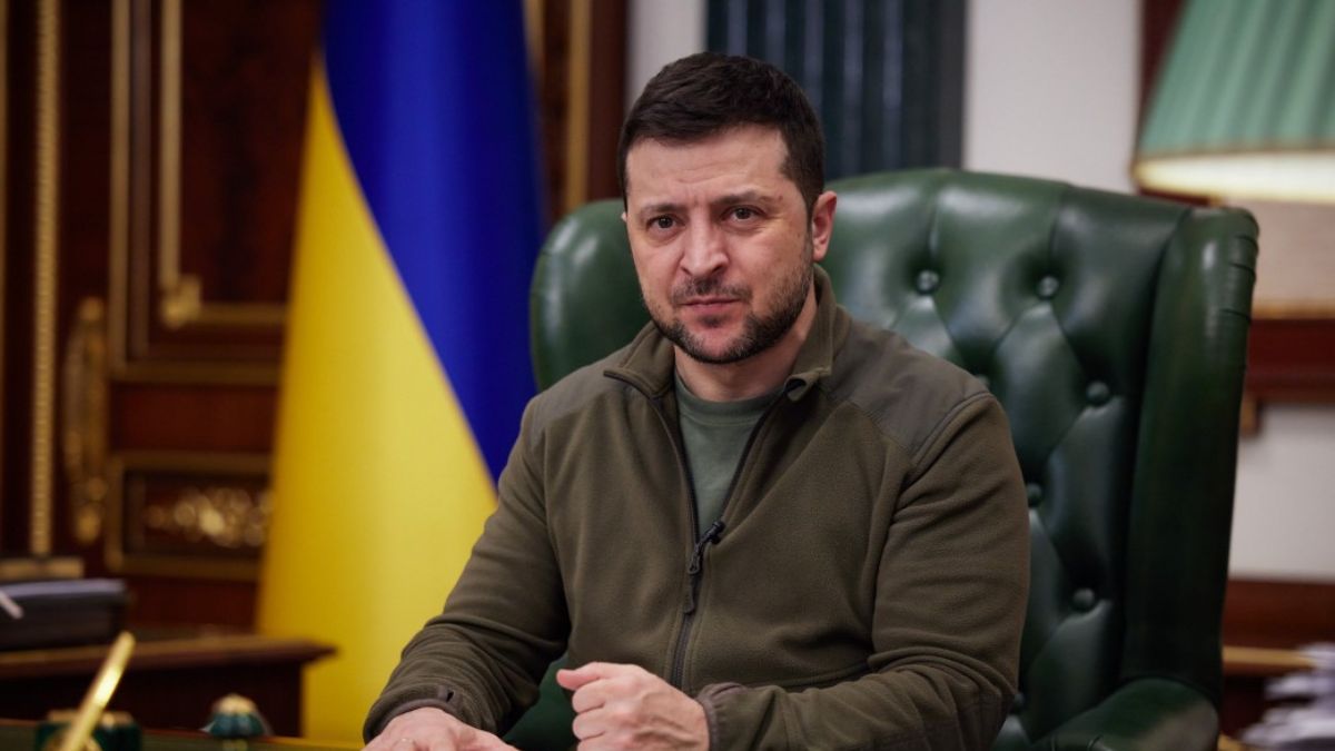 Зеленский обратился к украинцам после массированной атаки 11 октября 2022 - 24 Канал