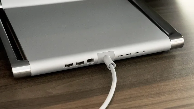 Surface Studio 2 Plus Surface Studio 2 Plus