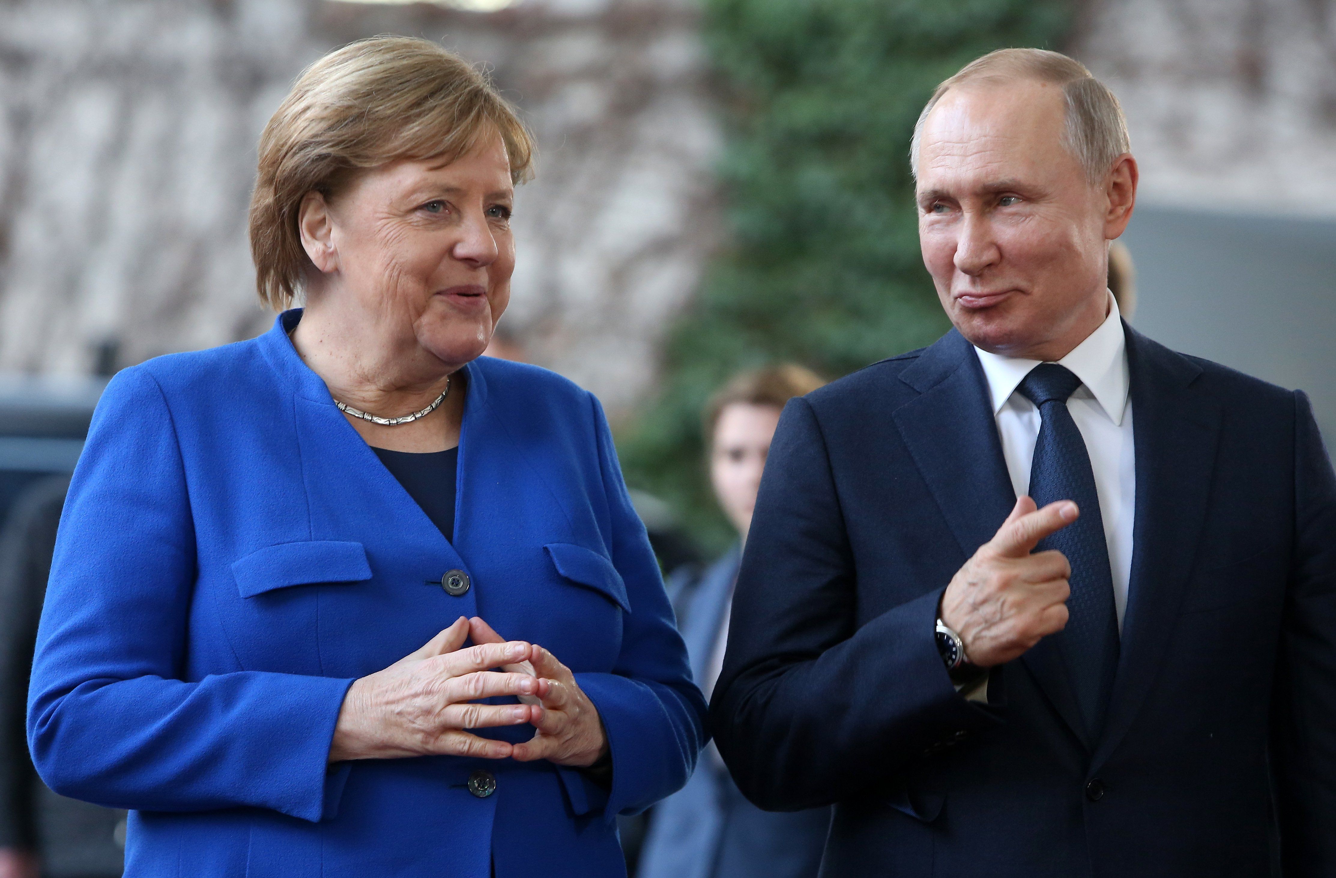 Меркель відповіла, чи не шкодує про співпрацю з Росією та купівлю газу