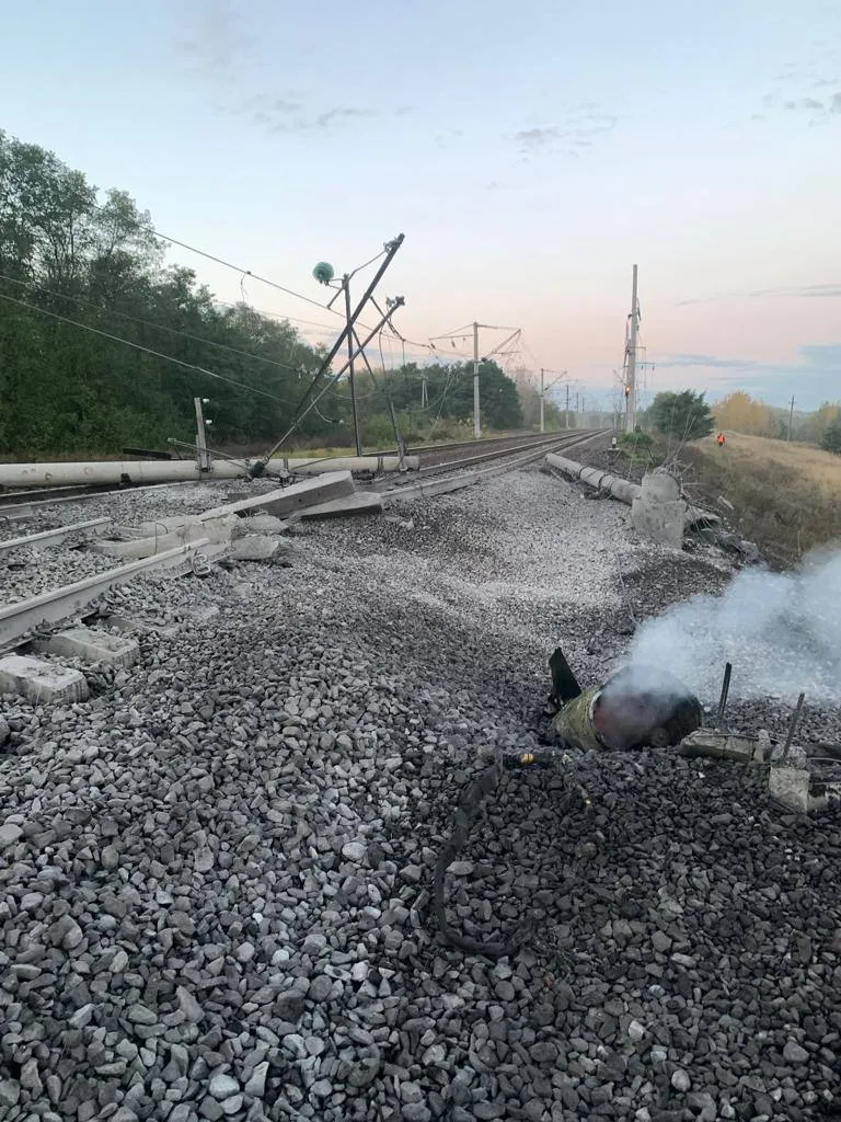 У Бєлгороді ракети окупантів впали на електролінії