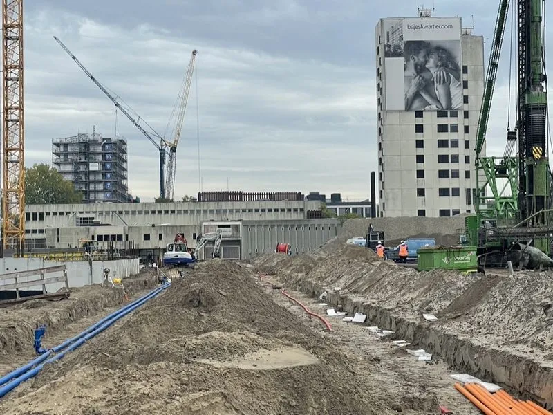 На ділянці тривають ремонтні роботи На ділянці тривають ремонтні роботи