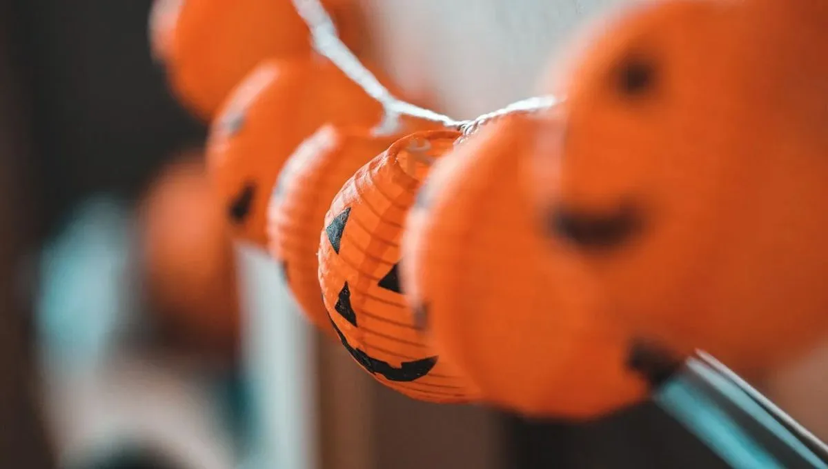 Холловин в Украине и мире - традиции и обычаи празднования Холловин в Украине и мире - традиции и обычаи празднования