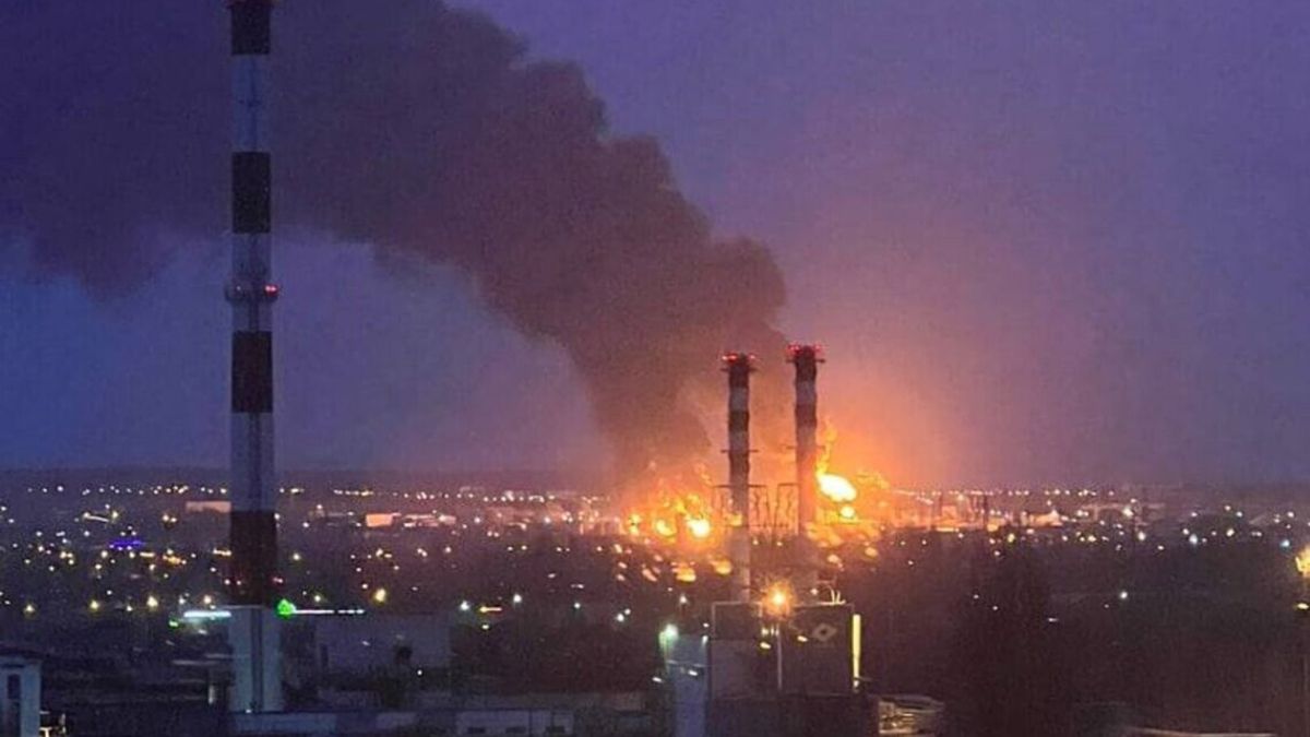 Половина Бєлгорода залишилася без світла через вибухи