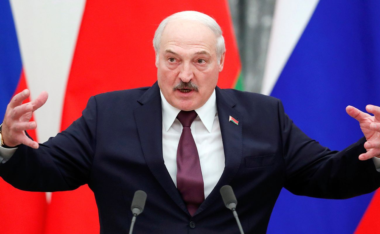 Лукашенко сказал белорусам сжать зубы Лукашенко сказал белорусам сжать зубы