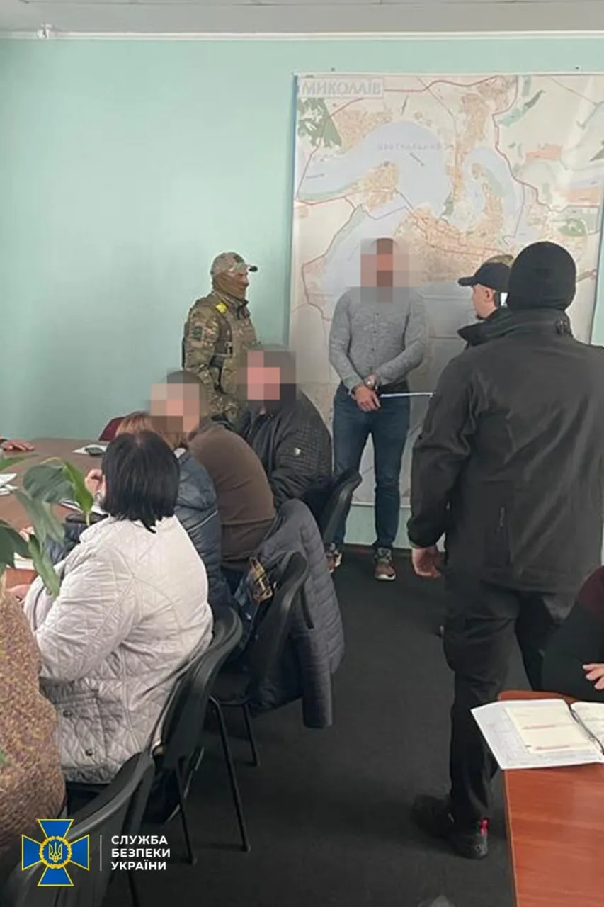 Чиновник з Миколаєва Чиновник з Миколаєва