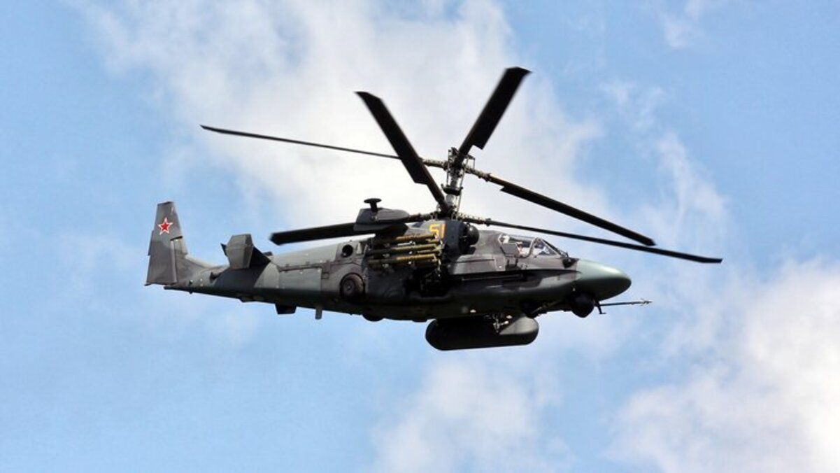 В Херсонской области украинский военный сбил российский вертолет с пулемета