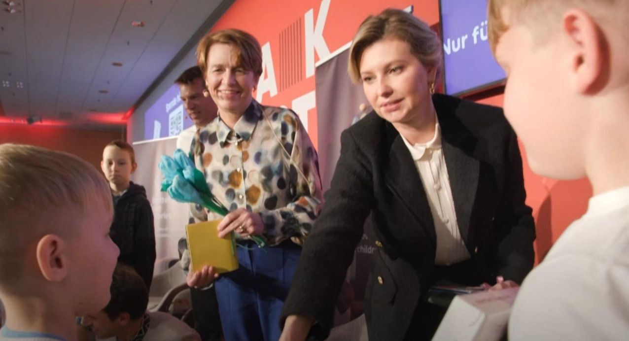 Франкфуртская книжная ярмарка 2022 - Зеленская презентовала важные проекты - 24 канал - Образование Франкфуртская книжная ярмарка 2022 - Зеленская презентовала важные проекты - 24 канал - Образование