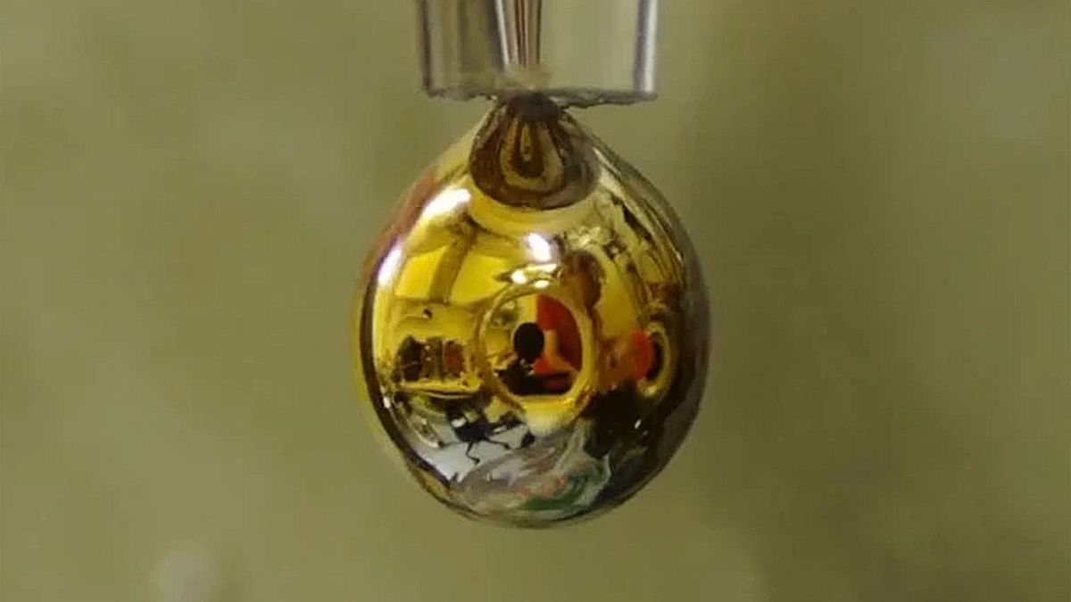 Исследователям удалось превратить чистую воду в металл - Техно Исследователям удалось превратить чистую воду в металл - Техно