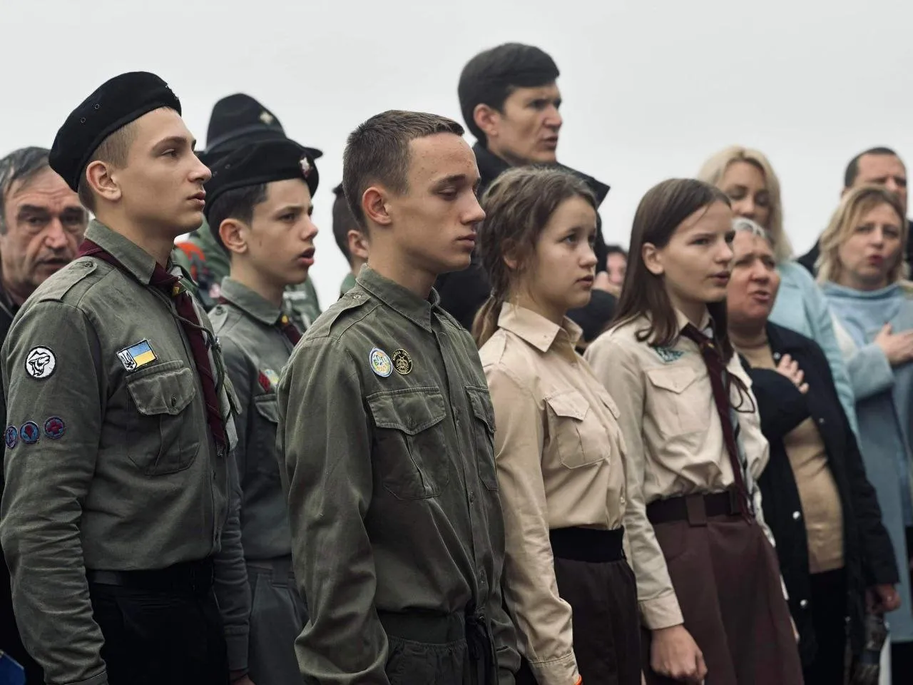 Установка трезубца в Мукачево. Установка трезубца в Мукачево.