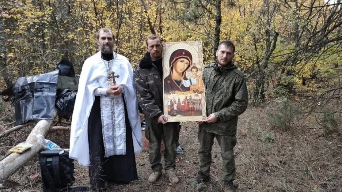 Священник РПЦ крестил российских кафиров в мешках для трупов