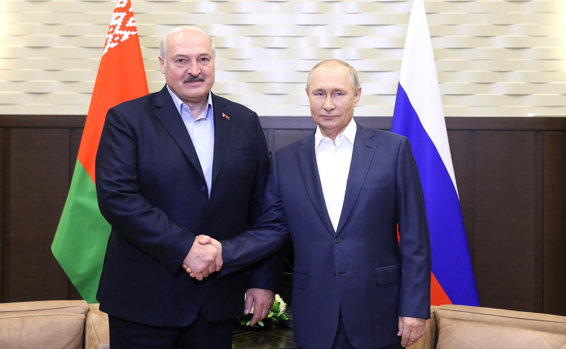 Загроза з Білорусі - чи дотисне Путін Лукашенка щодо нападу на Україну