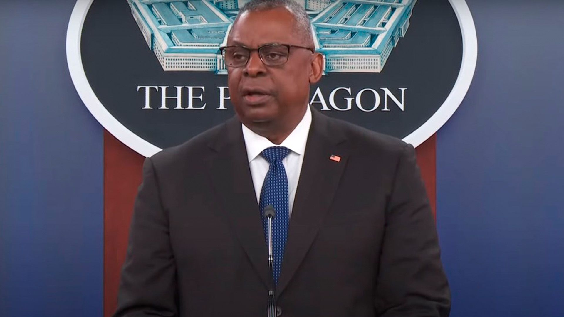 Пентагон представил новую оборонную стратегию США: упомянули о России и Китае Пентагон представил новую оборонную стратегию США: упомянули о России и Китае