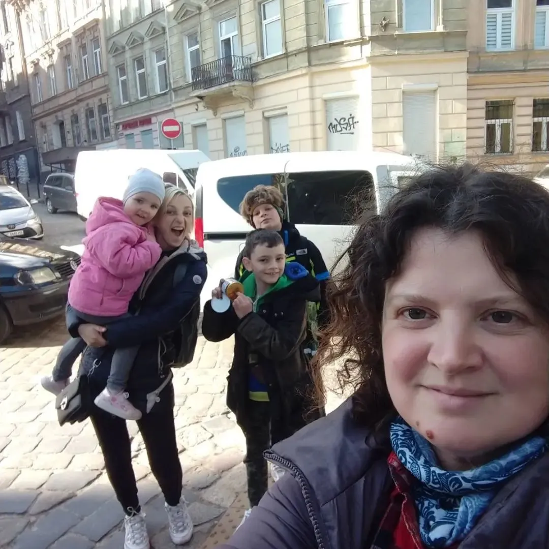 Елена с семьей во Львове