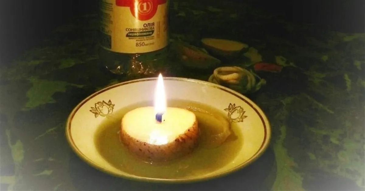Свеча из картофеля