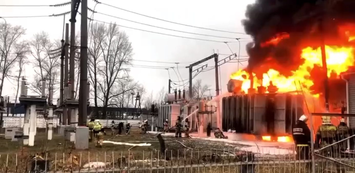 В Нижнем Новгороде 29.10.2022 горит подстанция - в более чем 300 домах нет  света - 24 Канал