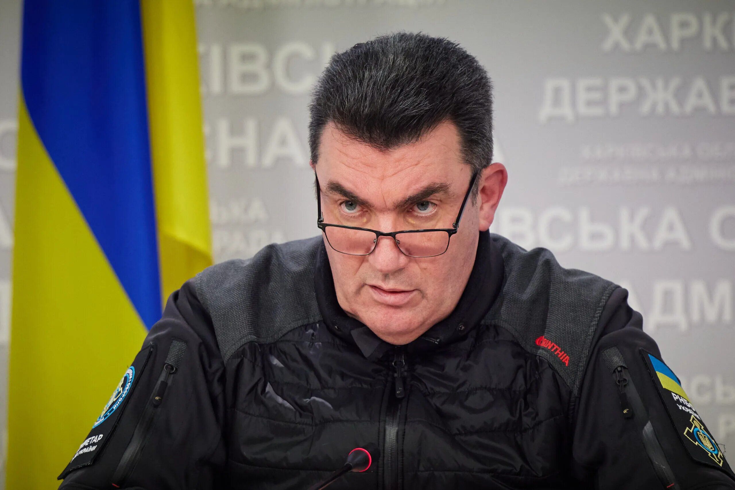 Взрывы в Севастополе - Данилов опроверг заявление россиян о дронах и зерновом коридоре