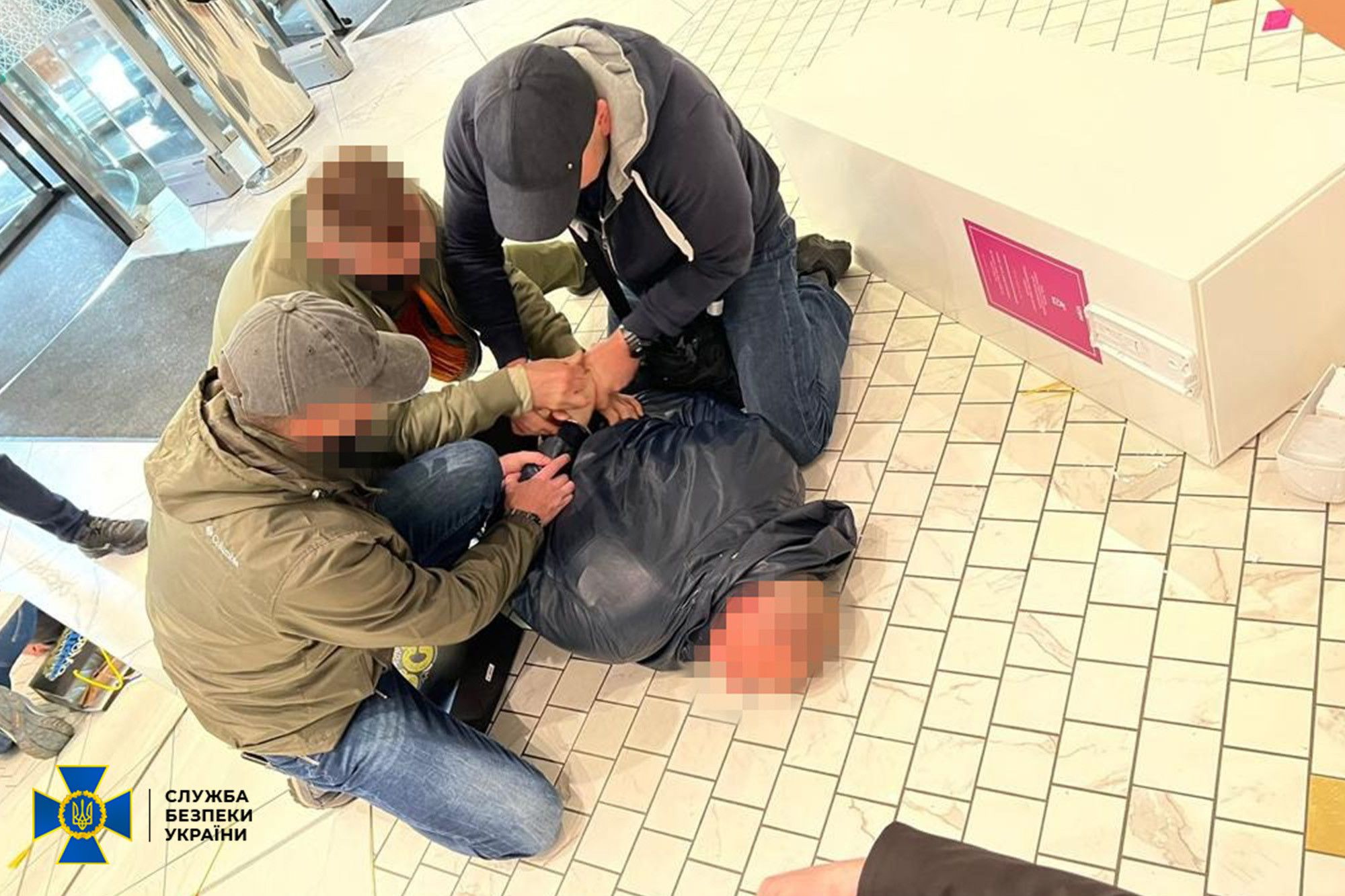 Злоумышленник выдавал себя за сотрудника СБУ Злоумышленник выдавал себя за сотрудника СБУ