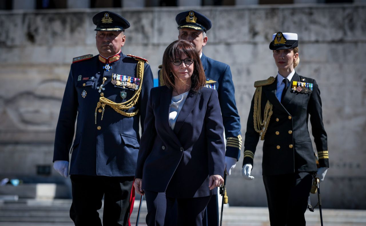 Президент Греції Катерина Сакелларопулу прибула в Україну Президент Греції Катерина Сакелларопулу прибула в Україну