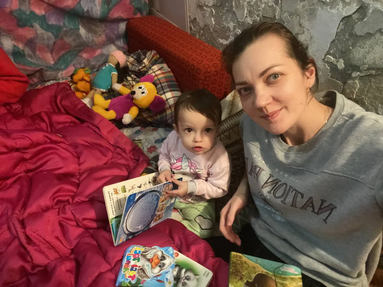 2 месяца семья жила в подвале тети 2 месяца семья жила в подвале тети