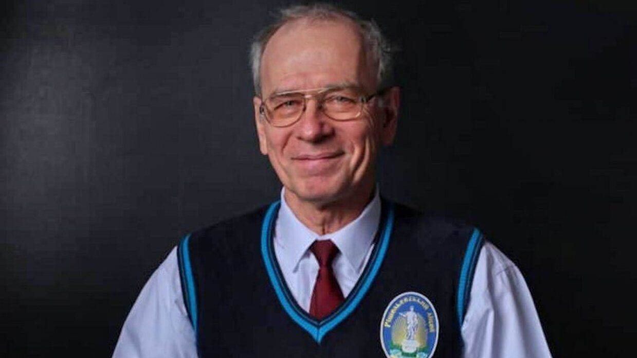 Уроки при отключении света: учитель Виктор рассказал, как проводить - 24 канал - Образование Уроки при отключении света: учитель Виктор рассказал, как проводить - 24 канал - Образование