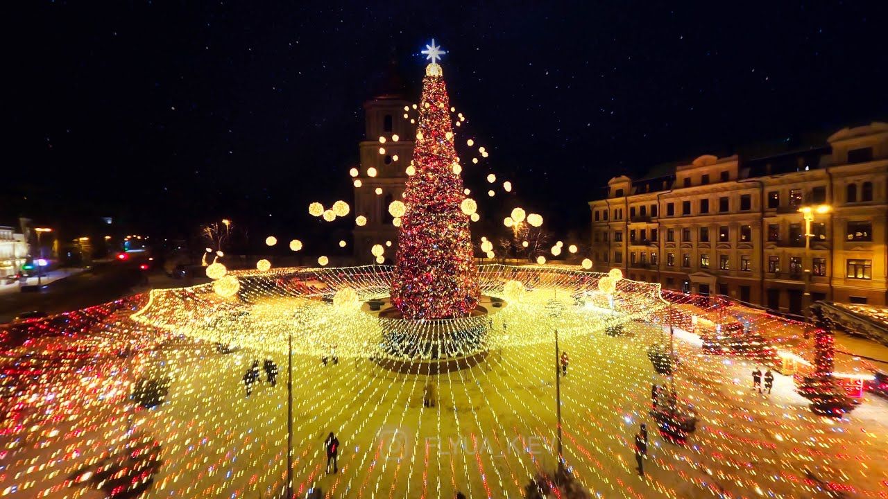 Кияни проти встановлення головної ялинки країни – петиція назбирала потрібні голоси Кияни проти встановлення головної ялинки країни – петиція назбирала потрібні голоси