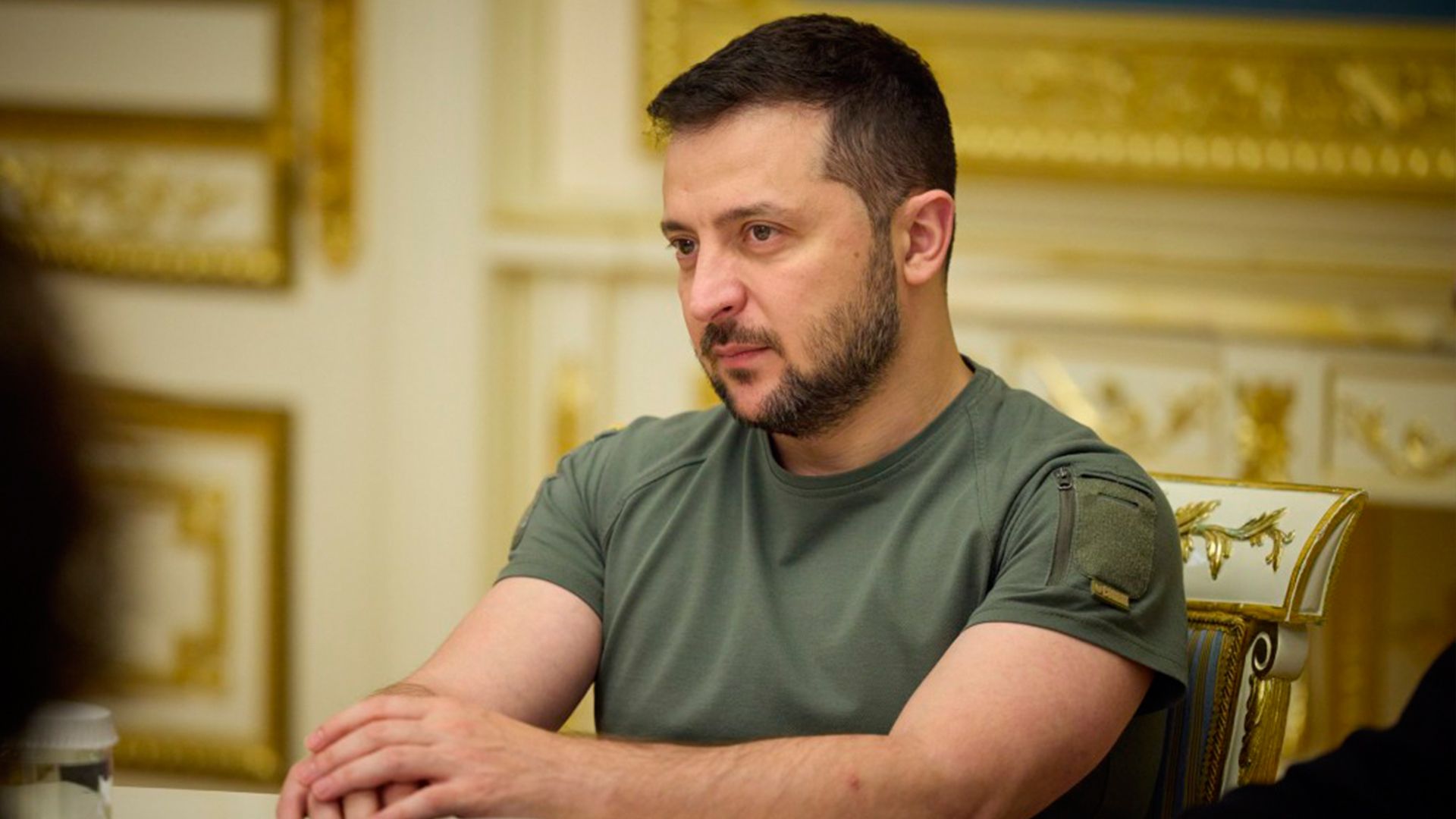 Зеленський зібрав Ставку головнокомандувача Зеленський зібрав Ставку головнокомандувача