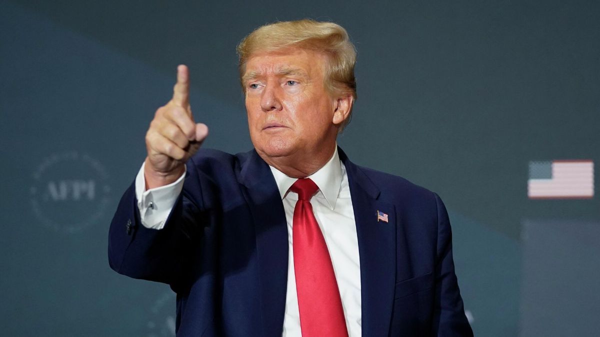 Після виборів у США республіканці нібито звільнили Трампа Після виборів у США республіканці нібито звільнили Трампа