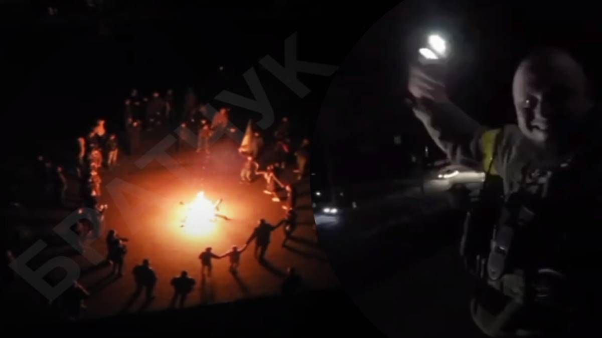 Херсон не спить: місцеві зібралися біля багаття й святкують звільнення від окупантів - 24 Канал Херсон не спить: місцеві зібралися біля багаття й святкують звільнення від окупантів - 24 Канал