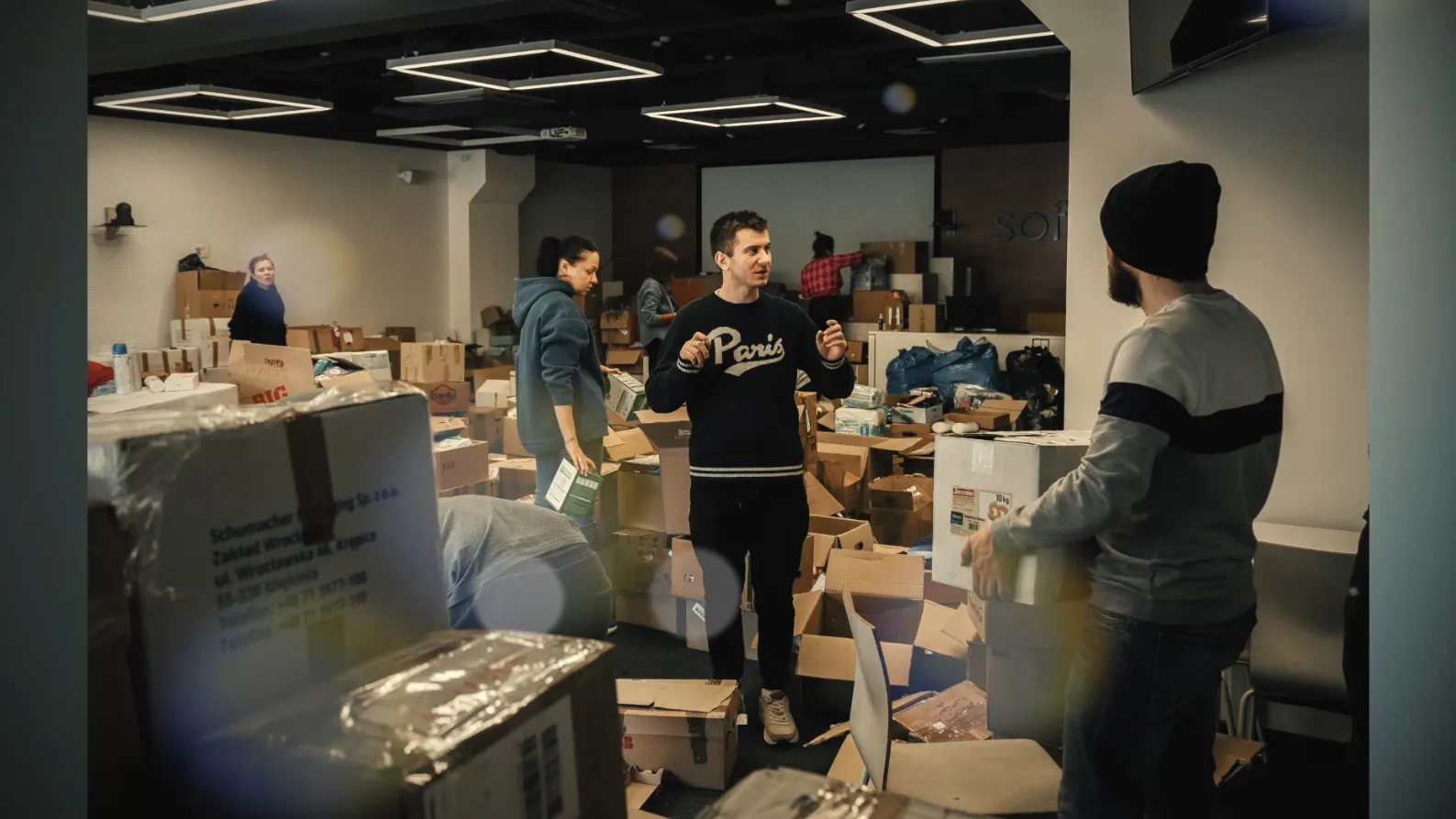 За лічені тижі вдалося евакуювати понад 3000 працівників За лічені тижі вдалося евакуювати понад 3000 працівників