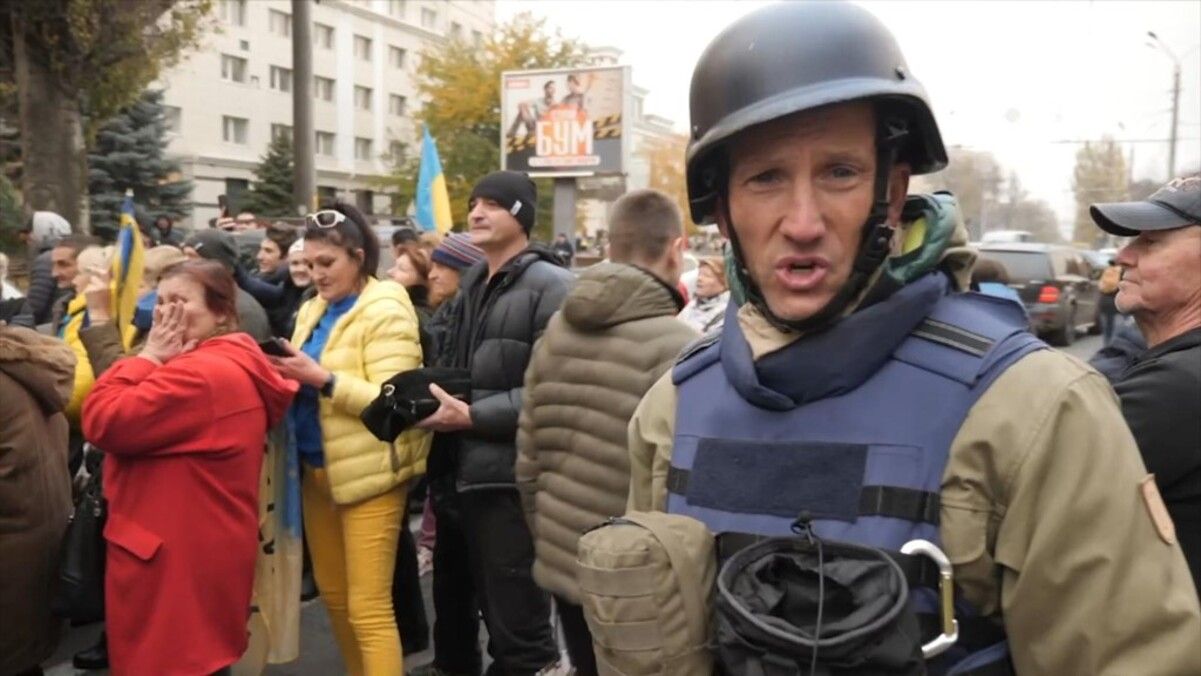 Алекс Россі в центрі Херсона Алекс Россі в центрі Херсона