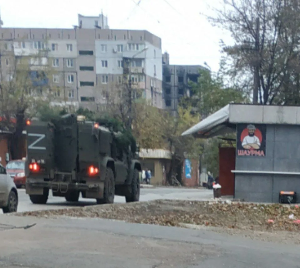 Российская военная техника в Мариуполе Российская военная техника в Мариуполе