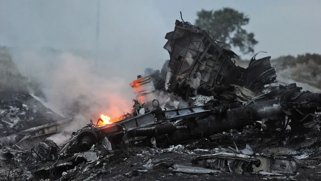 Катастрофа  рейсу MH17 над Донбасом