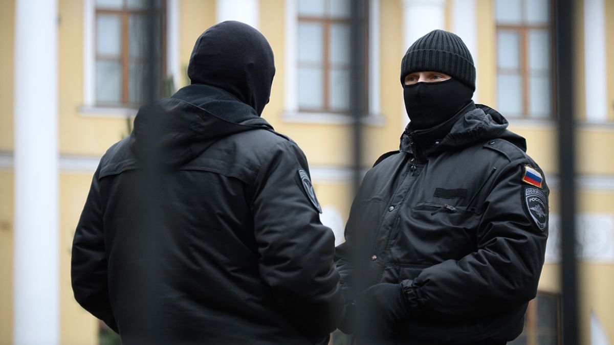 ФСО у Росії готують до захисту від "гіпнотизерів з ЦРУ": оприлюднили секретний план - 24 Канал ФСО у Росії готують до захисту від "гіпнотизерів з ЦРУ": оприлюднили секретний план - 24 Канал