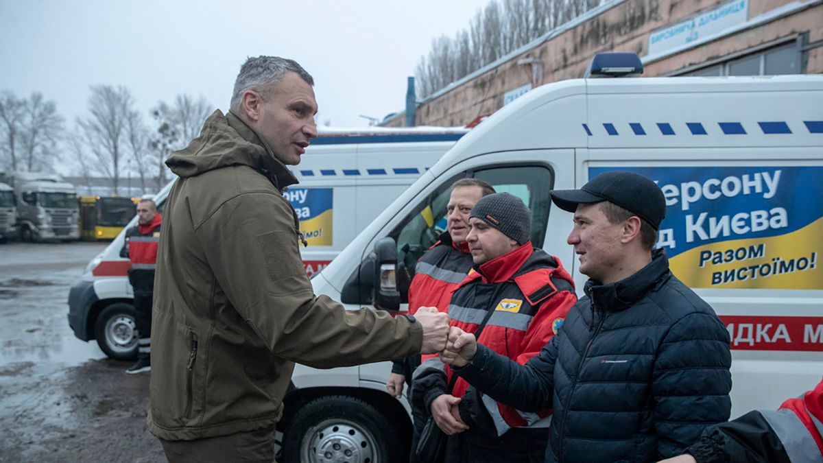 Допомога від київської громади сьогодні поїхала до Херсону - 24 Канал