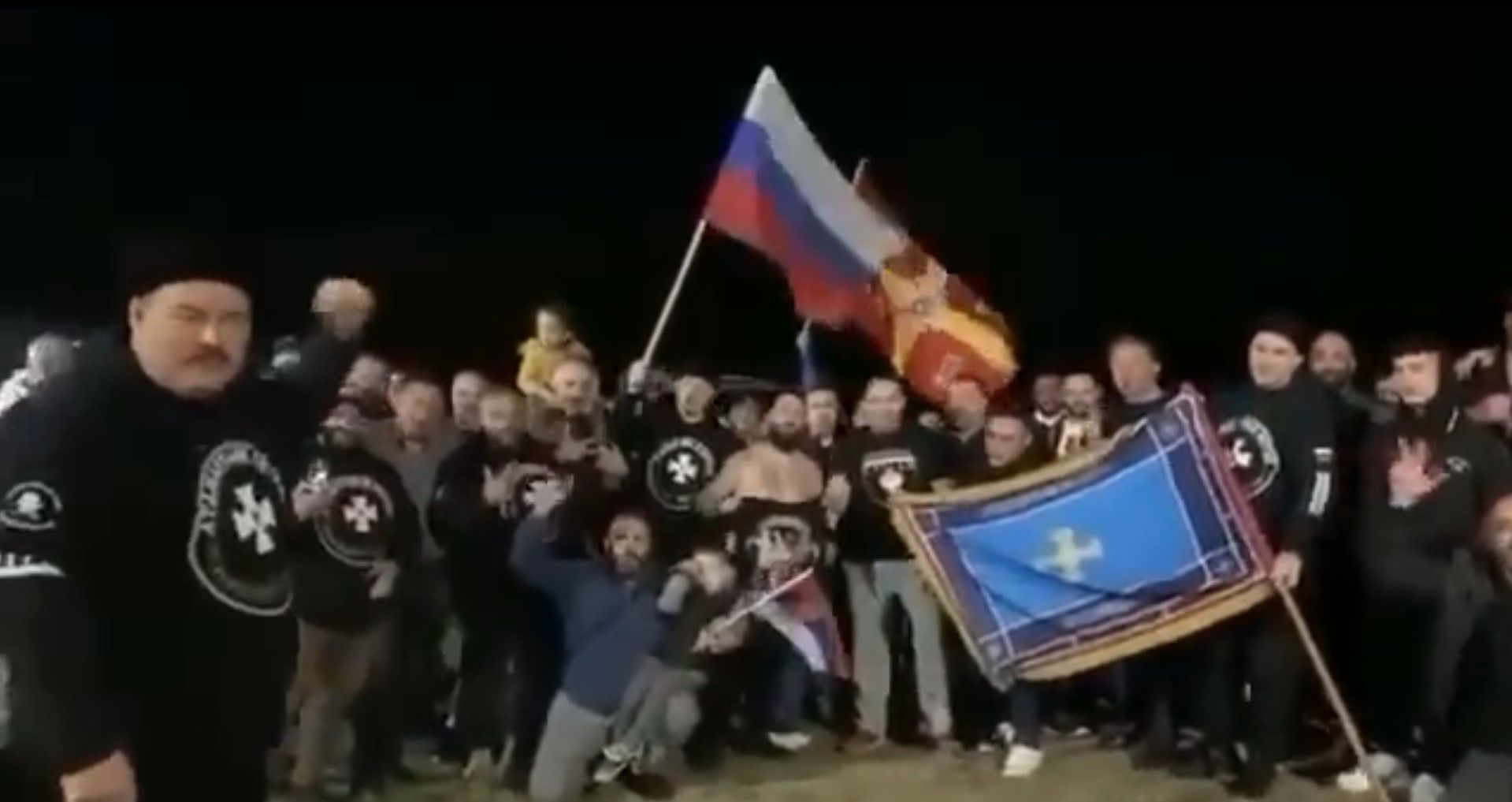 Вопили о русском мире и Владимире Путине - оккупанты устроили отвратительный митинг в Австралии Вопили о русском мире и Владимире Путине - оккупанты устроили отвратительный митинг в Австралии