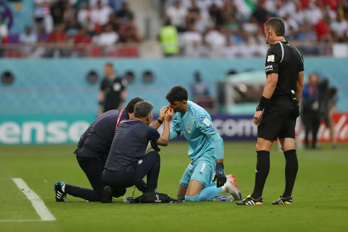 Травма голкіпера Ірану Травма голкіпера Ірану