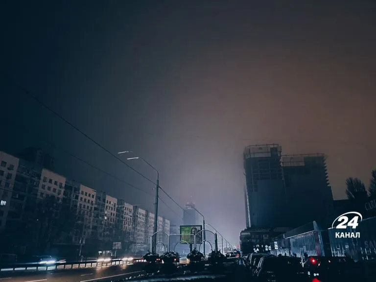 Нічний Київ без світла