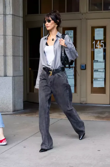 Мішкуваті джинси – тренд сезону / Фото з Vogue