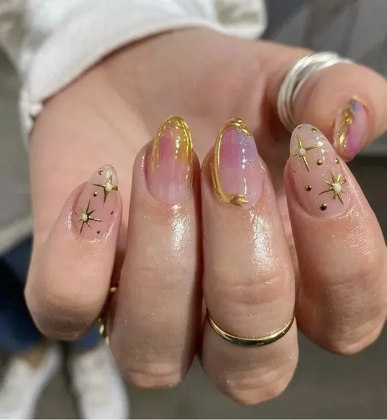 Модный маникюр на зиму Модный маникюр на зиму