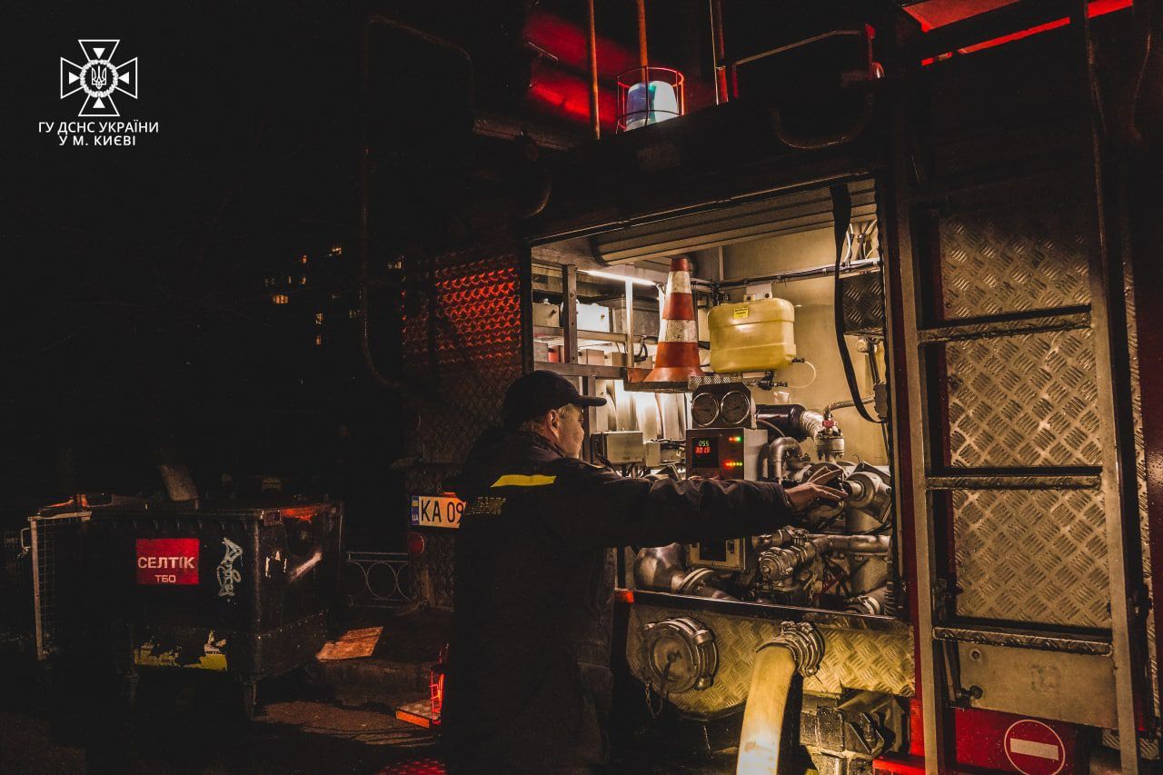 У всьому Києві немає води - 24 Канал У всьому Києві немає води - 24 Канал