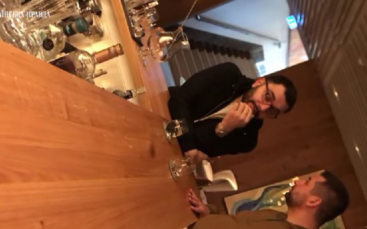 Арахамия ездил в Вену на встречу с Фирташем: как это объясняет сам руководитель "Слуги народа" Арахамия ездил в Вену на встречу с Фирташем: как это объясняет сам руководитель "Слуги народа"