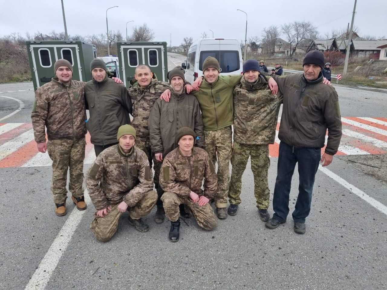 Украина освободила из плена еще 12 наших защитников - 24 Канал