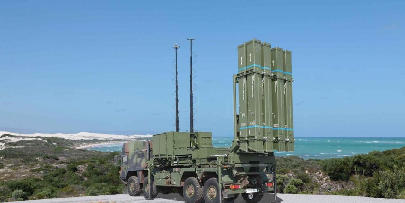 ЗРК IRIS-T SLM ЗРК IRIS-T SLM