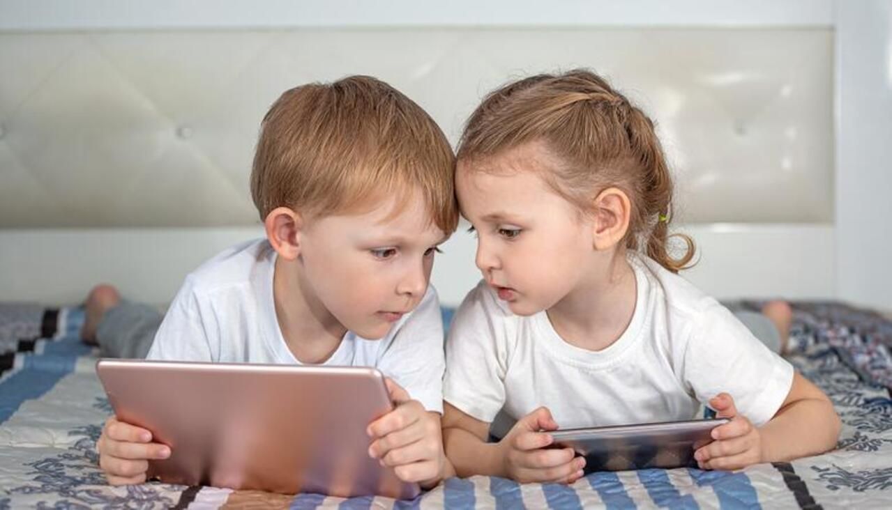 Скільки дітям можна сидіти за монітором - як обмежувати час - 24 канал - Освіта Скільки дітям можна сидіти за монітором - як обмежувати час - 24 канал - Освіта