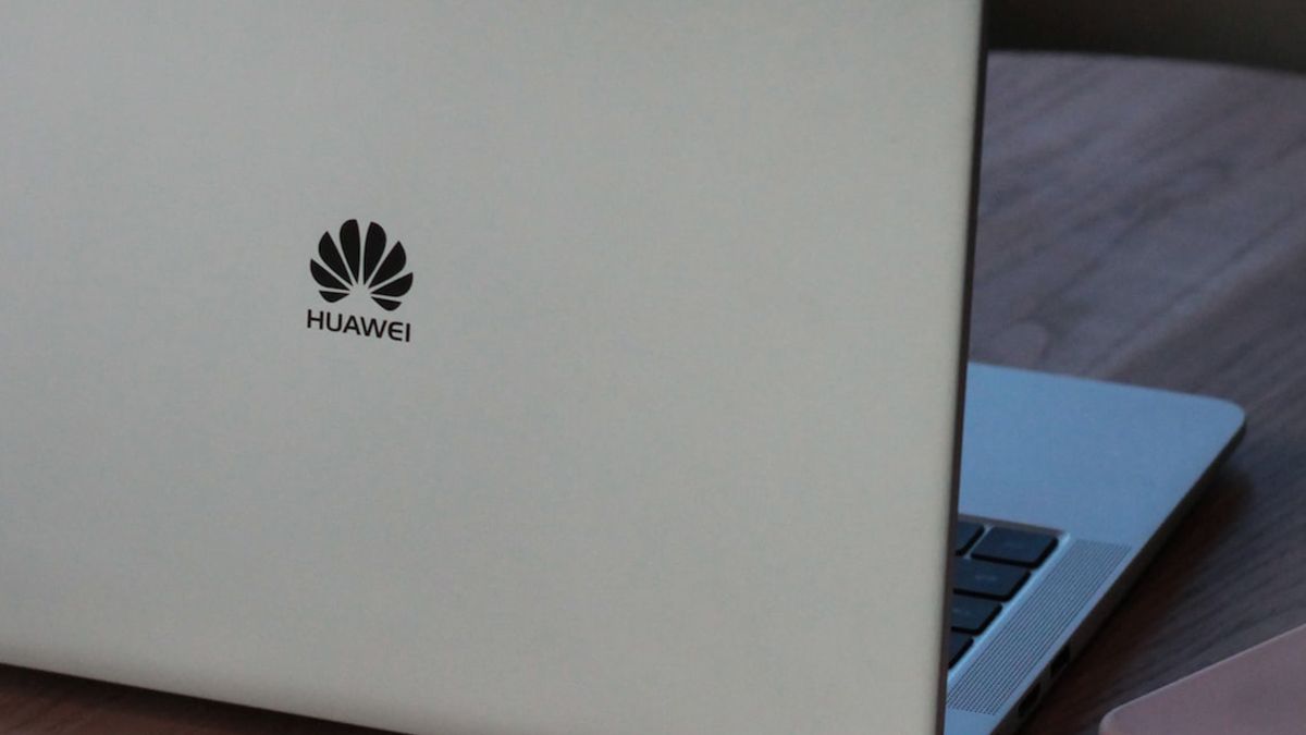 Huawei, ZTE та ряд інших китайських компаній повністю заборонені в США - Техно